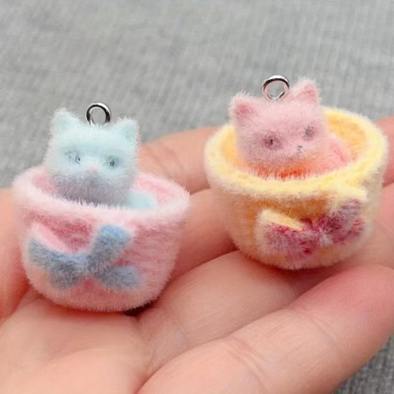 Jewelry Making Factory - จี้แมวเรซิน 3D แบบนุ่ม 4 ชิ้น สำหรับทำเครื่องประดับ