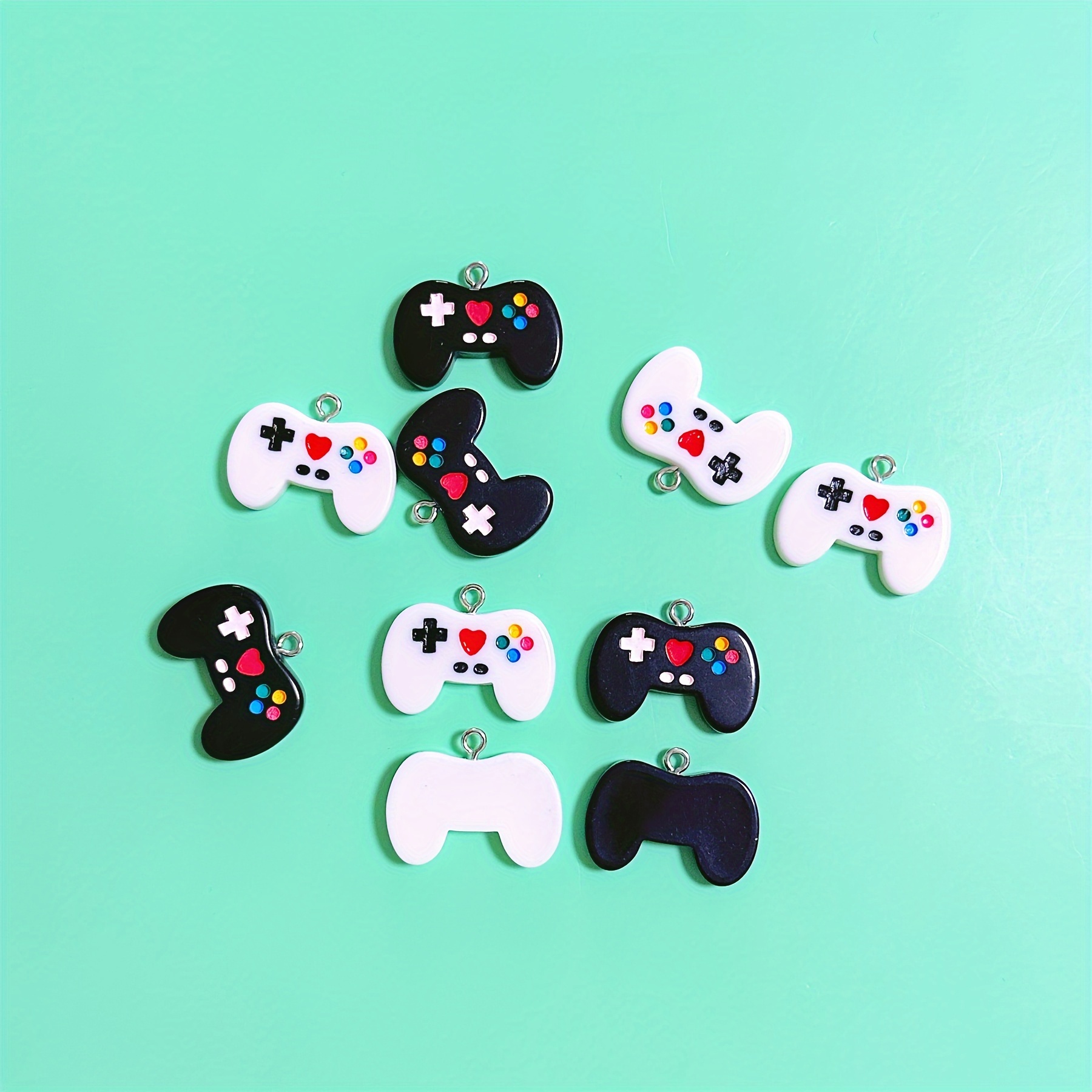 จี้เรซิ่นรูปจอยเกมสีดำ 10 ชิ้น - Jewelry Making Game บทวิจารณ์และราคา
